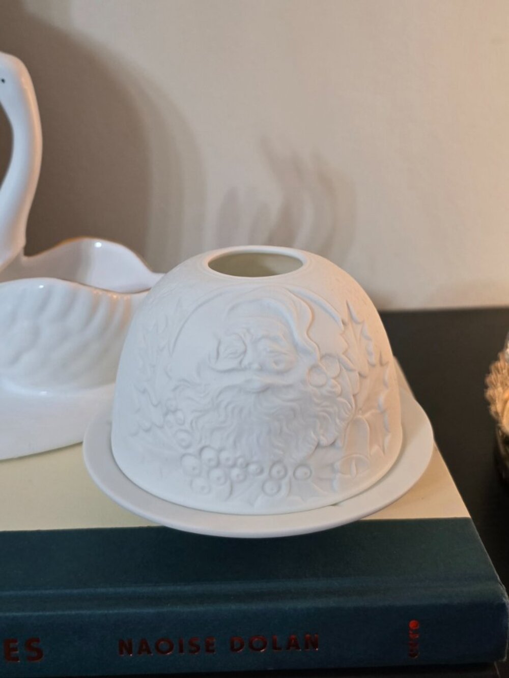 Vintage Porcelain Santa Claus Lithophane Candle Dome / Fairy Lamp - Picture 2 of 7